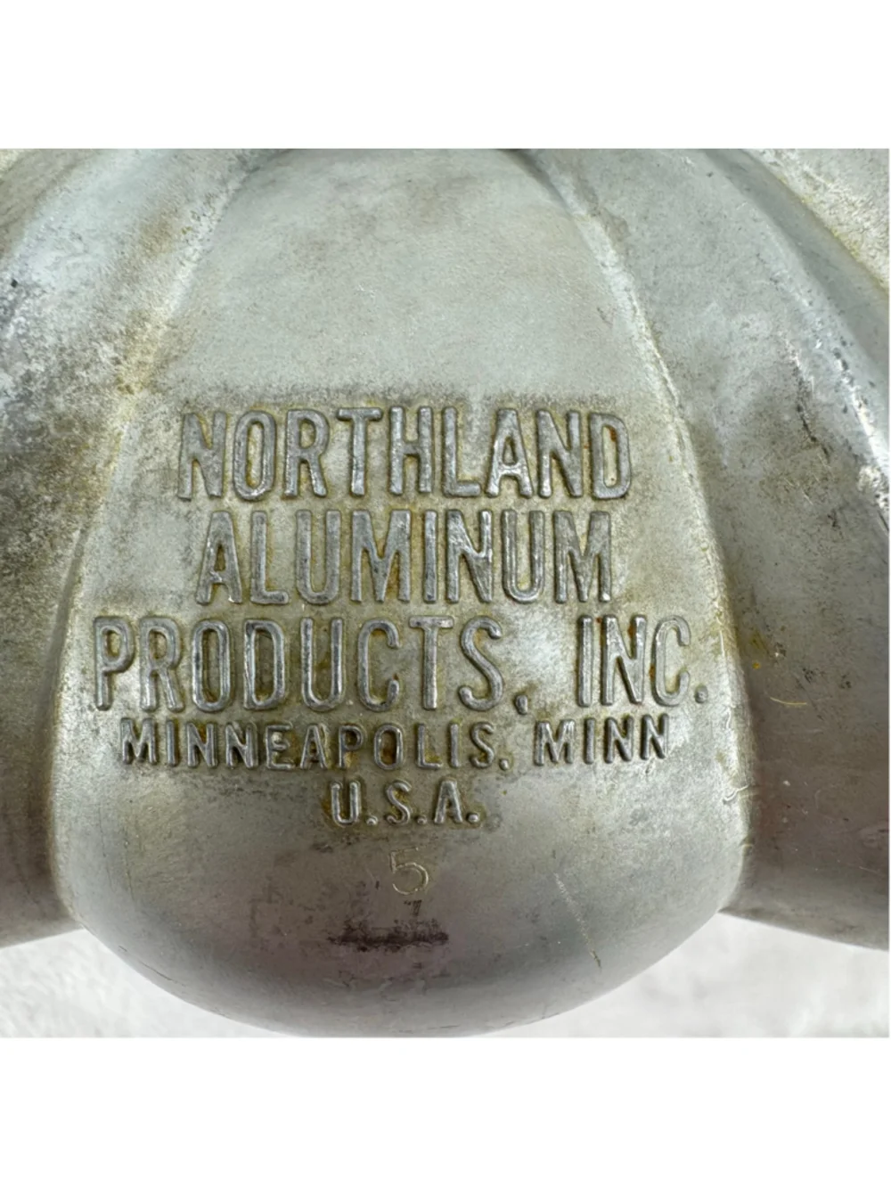 Vintage Original Bundt Pan by Northland Aluminum Products 10” Diam Tube Cake